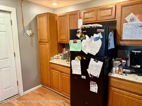 Kitchen - 528 River St, Owosso, MI 48867 photo 4 of 4