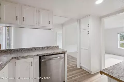 Entry Way - 9991 W Stoll Rd, Haslett, MI 48840 photo 2 of 2