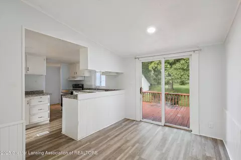 Dining - 9991 W Stoll Rd, Haslett, MI 48840 photo 1 of 1