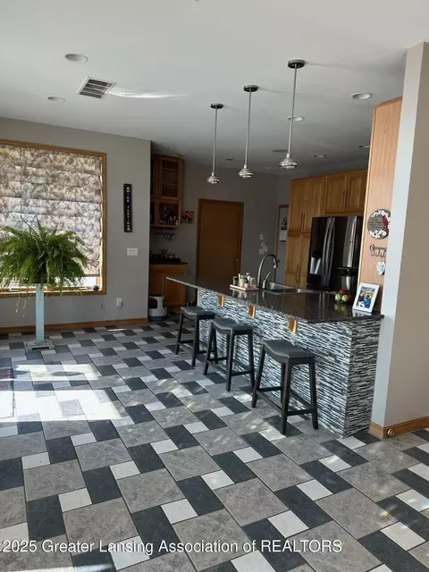 Kitchen - 4448 Hamilton Way, Gladwin, MI 48624 photo 4 of 5
