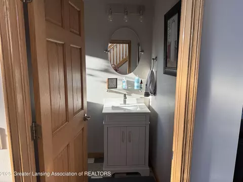Bath - 4448 Hamilton Way, Gladwin, MI 48624 photo 1 of 9
