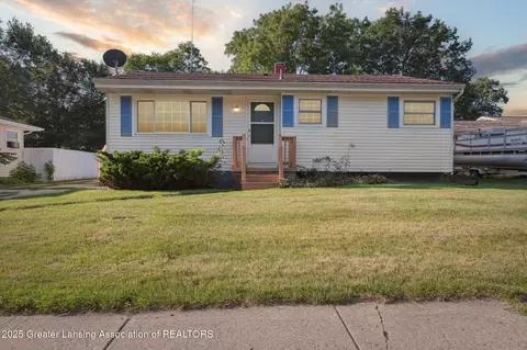 519 Amity St, Charlotte, MI 48813