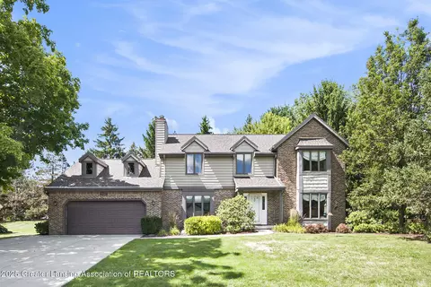 3921 Cloverdale Ave, Okemos, MI 48864