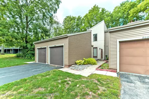 5604 E Deville Ct, East Lansing, MI 48823