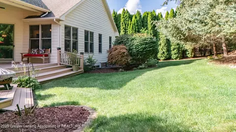 Exterior - 405 Shoreline Dr, Dewitt, MI 48820 photo 4 of 4