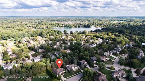 View/Area - 405 Shoreline Dr, Dewitt, MI 48820 photo 4 of 5