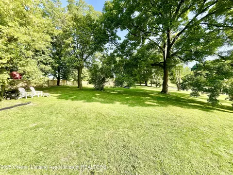 Exterior - 6740 W Herbison Rd, Dewitt, MI 48820 photo 10 of 15