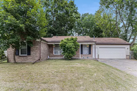 6010 Pollard Ave, East Lansing, MI 48823