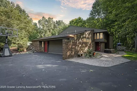 500 Newman Rd, Okemos, MI 48864