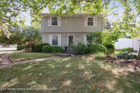 707 Cherry St, Charlotte, MI 48813