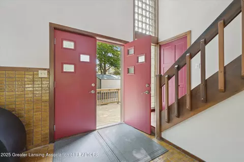Entry Way - 2197 Haslett Rd, Williamston, MI 48895 photo 3 of 4