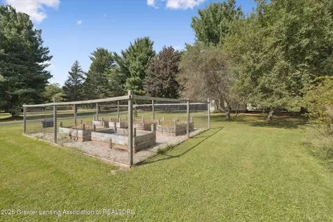 Exterior - 2197 Haslett Rd, Williamston, MI 48895 photo 7 of 12