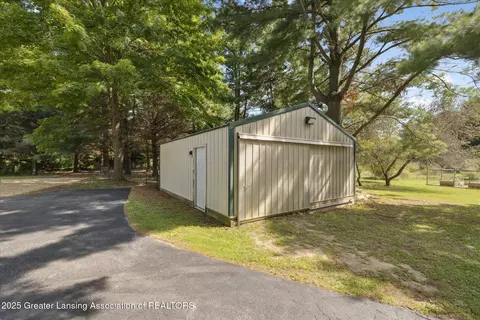 Exterior - 2197 Haslett Rd, Williamston, MI 48895 photo 5 of 12