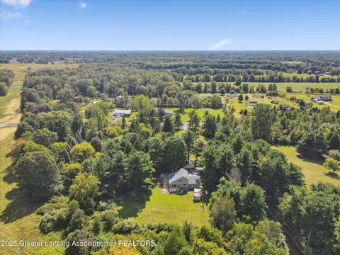 View/Area - 2197 Haslett Rd, Williamston, MI 48895 photo 5 of 7
