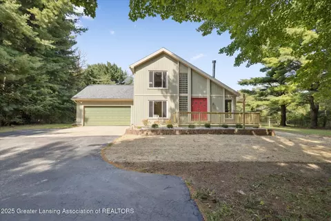 2197 Haslett Rd, Williamston, MI 48895