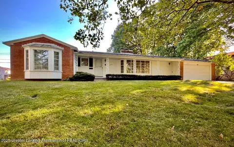 2505 Hanover Dr, Lansing, MI 48911