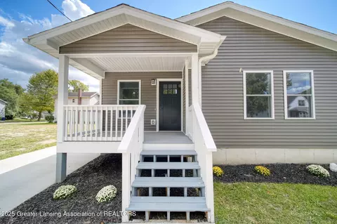 315 E Trail St, Jackson, MI 49201