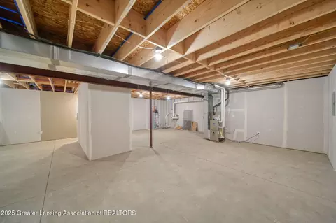 Other - 315 E Trail St, Jackson, MI 49201 photo 5 of 9