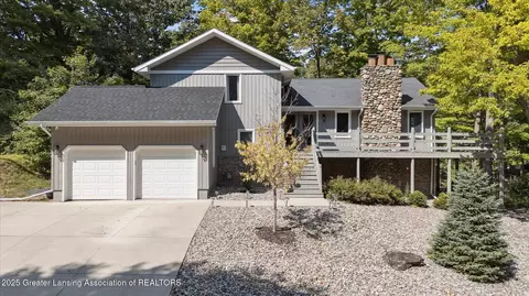 5100 Rainbow Lake Rd, Perrinton, MI 48871