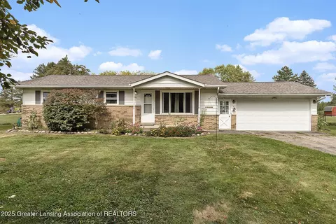 1841 Daley Rd, Lapeer, MI 48446