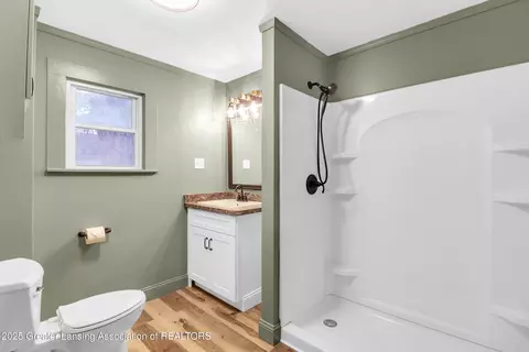 Bath - 229 State St, Eaton Rapids, MI 48827 photo 1 of 2