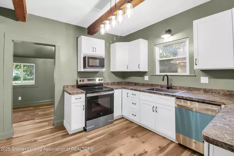 Kitchen - 229 State St, Eaton Rapids, MI 48827 photo 2 of 2