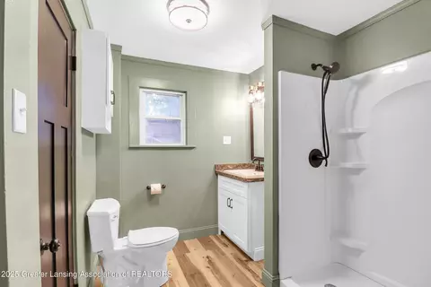 Bath - 229 State St, Eaton Rapids, MI 48827 photo 2 of 2