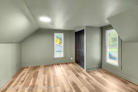 Bedroom - 229 State St, Eaton Rapids, MI 48827 photo 2 of 4