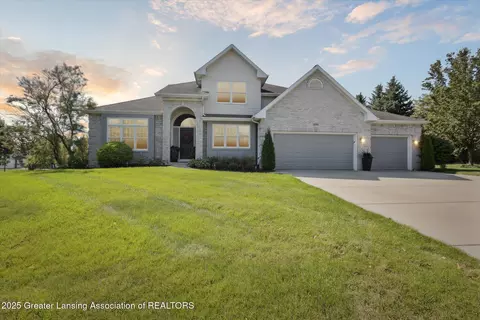 3031 Crofton Dr, Dewitt, MI 48820