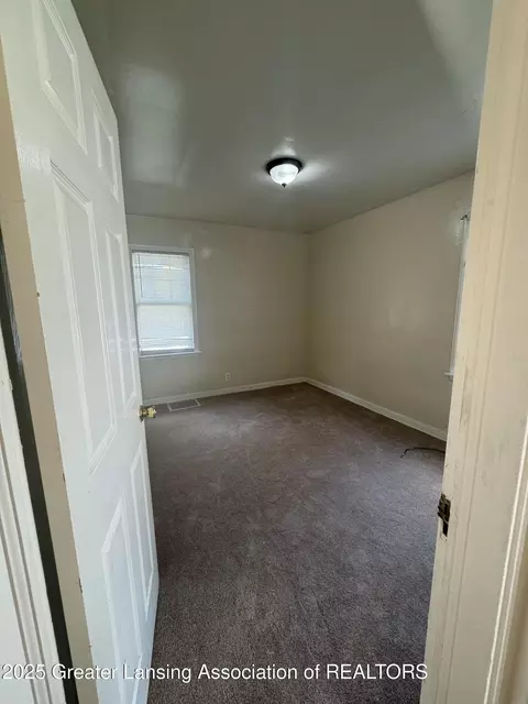 Bedroom - 2601 Forest Ave, Lansing, MI 48910 photo 1 of 1