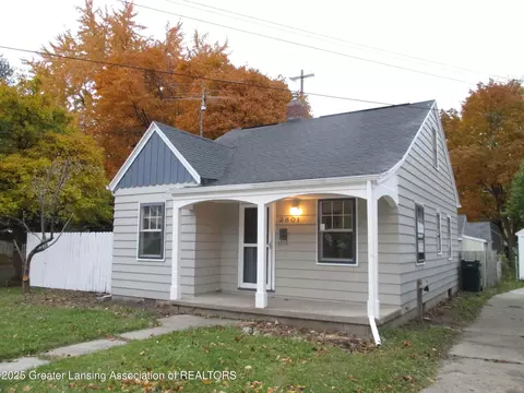 Exterior - 2601 Forest Ave, Lansing, MI 48910 photo 3 of 3