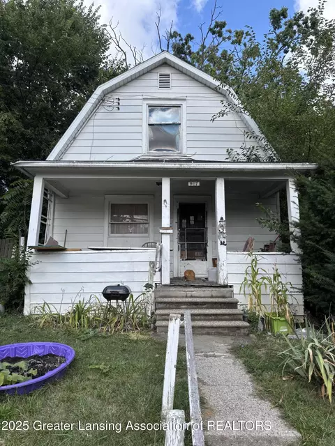 917 Prospect St, Lansing, MI 48912