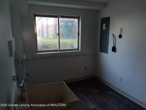 Other - 413 E Hodge Ave, Lansing, MI 48910 photo 3 of 4