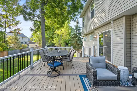 Exterior - 2174 Cedar Bend Dr, Holt, MI 48842 photo 4 of 16