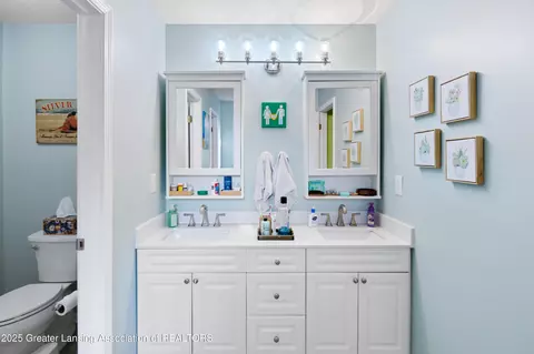 Bath - 2174 Cedar Bend Dr, Holt, MI 48842 photo 4 of 10