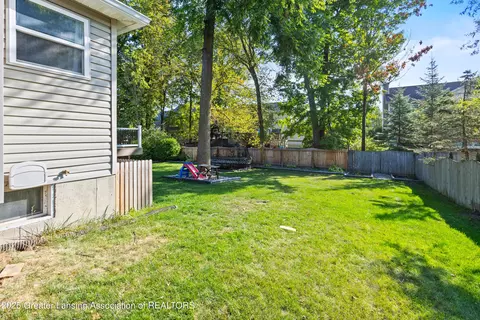 Exterior - 2174 Cedar Bend Dr, Holt, MI 48842 photo 11 of 16