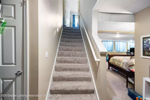 Entry Way - 2174 Cedar Bend Dr, Holt, MI 48842 photo 10 of 10