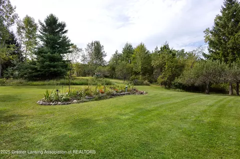Exterior - 5324 E Pratt Rd, Saint Johns, MI 48879 photo 12 of 17