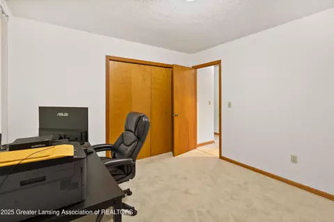 Bedroom - 5324 E Pratt Rd, Saint Johns, MI 48879 photo 2 of 5