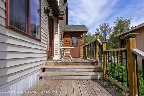 Exterior - 5324 E Pratt Rd, Saint Johns, MI 48879 photo 14 of 17