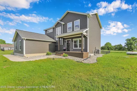 Exterior - 4535 Harper Rd, Holt, MI 48842 photo 2 of 5