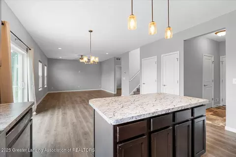 Entry Way - 4535 Harper Rd, Holt, MI 48842 photo 5 of 9