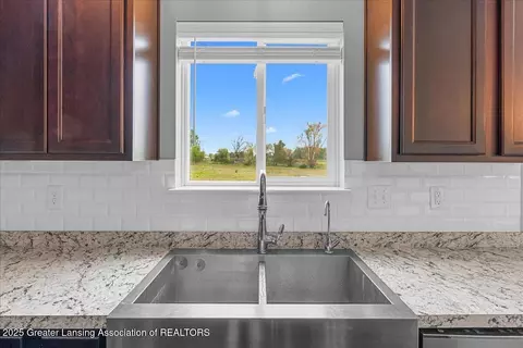 Kitchen - 4535 Harper Rd, Holt, MI 48842 photo 3 of 4
