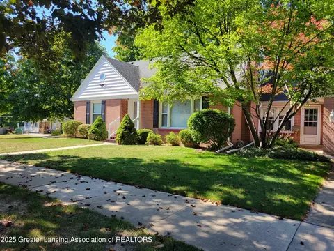 408 S Prospect St, Saint Johns, MI 48879