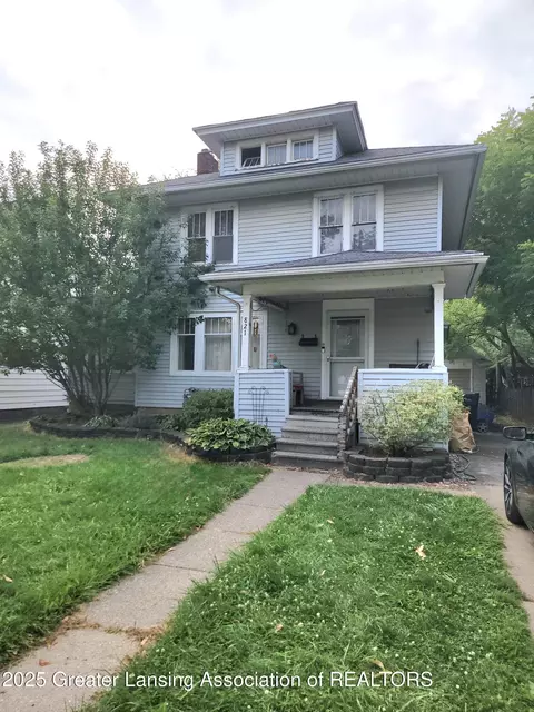 821 N Verlinden Ave, Lansing, MI 48915