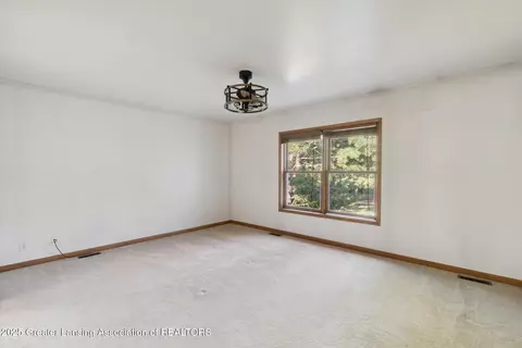 6039 W Beard Rd, Perry, MI 48872 photo 39