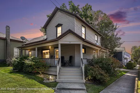 111 N Ottawa St, Saint Johns, MI 48879