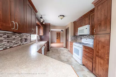 Kitchen - 243 Jackson St, Sunfield, MI 48890 photo 2 of 3