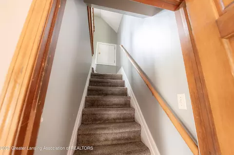 Entry Way - 243 Jackson St, Sunfield, MI 48890 photo 11 of 13