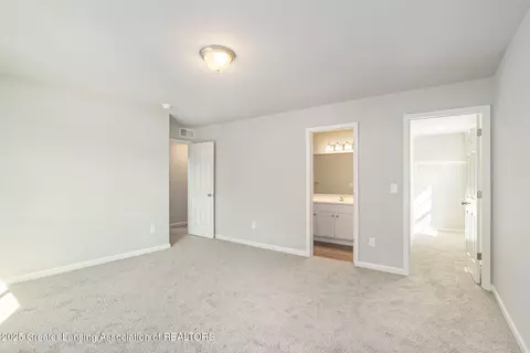 2968 Moccasin Dr, Dewitt, MI 48820 photo 8
